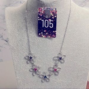 Paparazzi daisy necklace